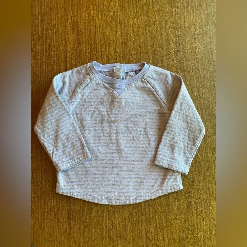 Gap outfit size 12-18 months